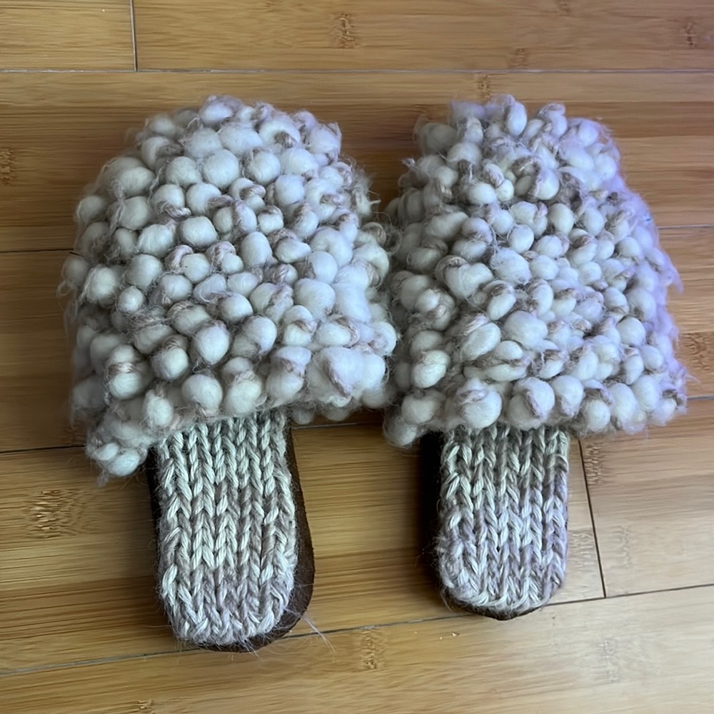 Ariana Bohling loop scruff alpaca slippers in the color ivory